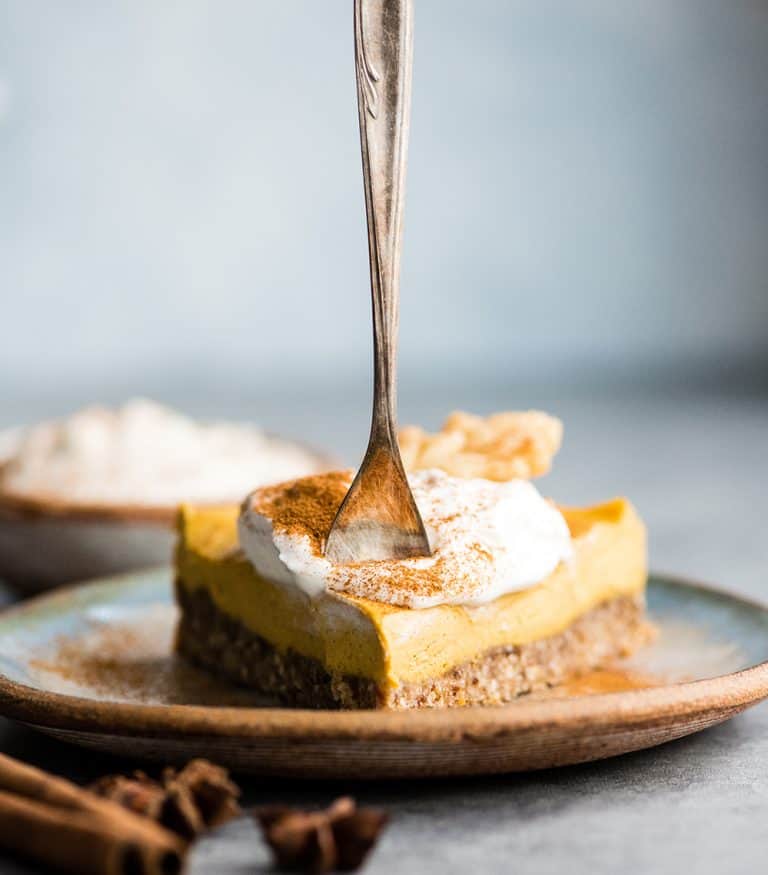 No bake vegan pumpkin cheesecake