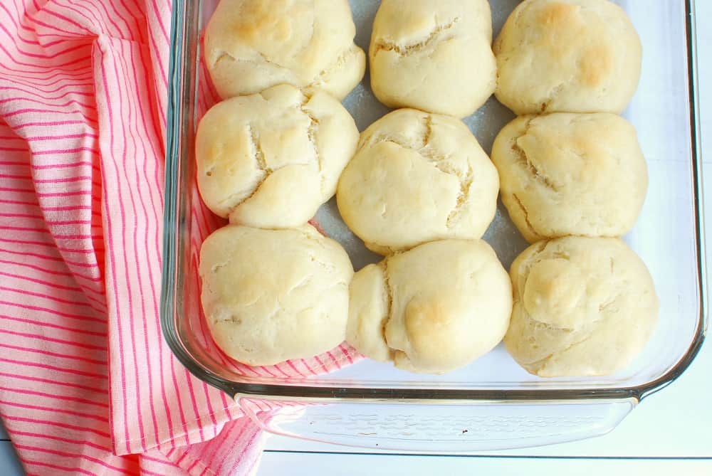 Cooked vegan hawaiian rolls