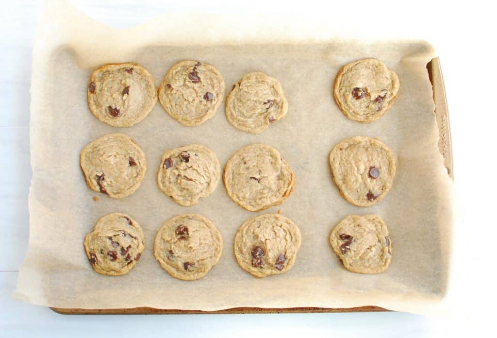 A just-baked pan of cookies.
