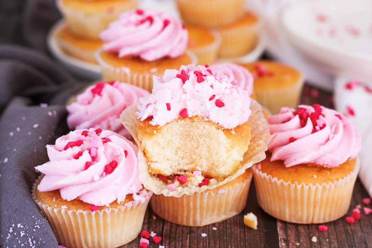 Homemade Cupcake Liners - 365 Days of Baking